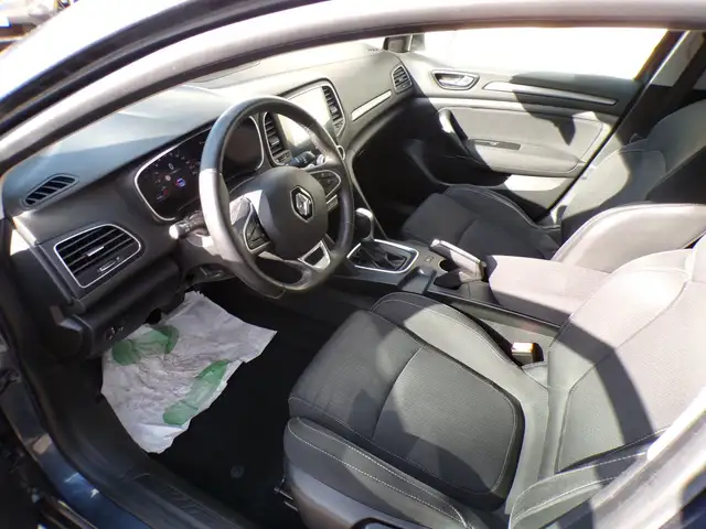 Renault Megane view 8