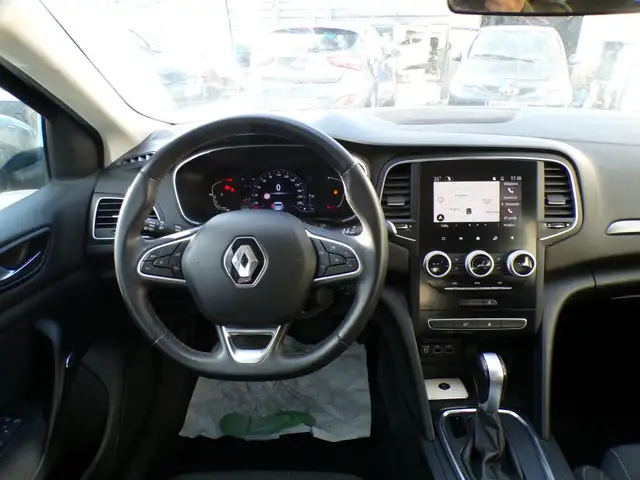 Renault Megane view 14