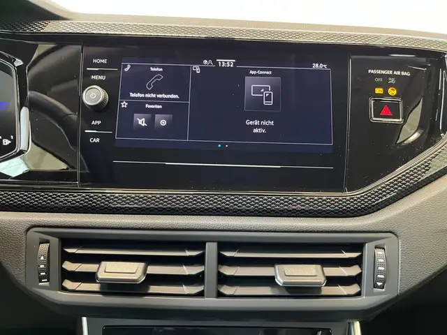 Volkswagen Polo view 13