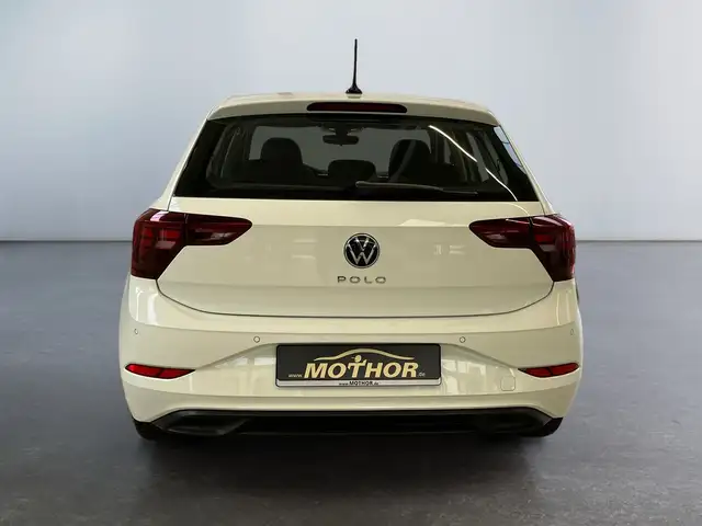 Volkswagen Polo view 5