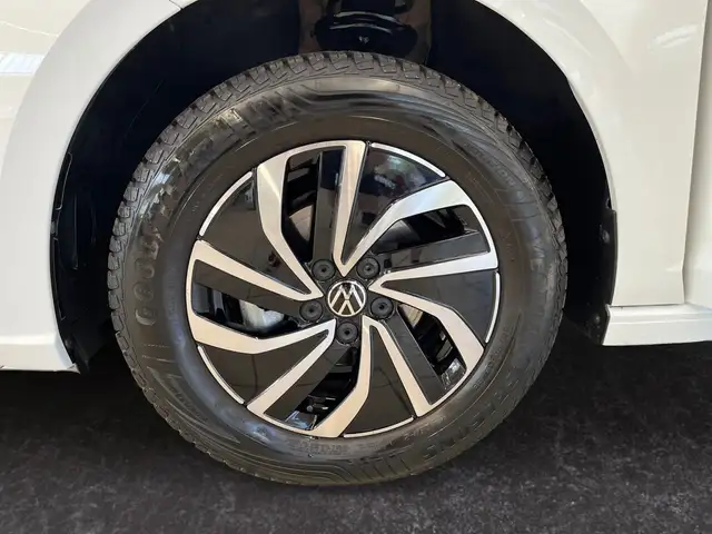 Volkswagen Polo view 15