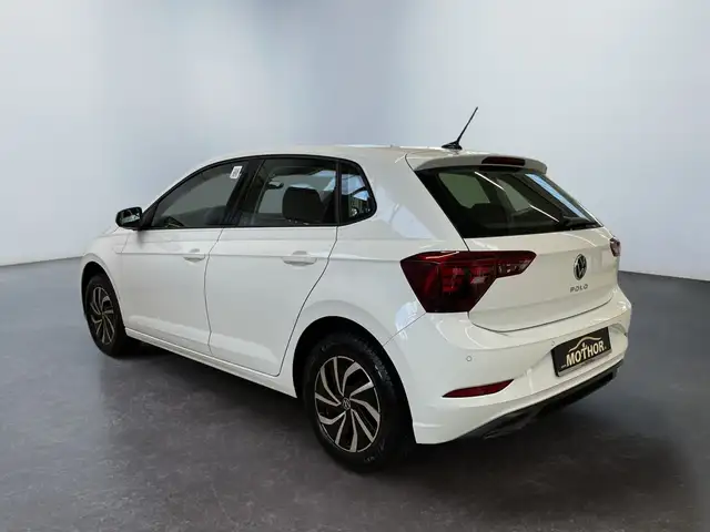 Volkswagen Polo view 4