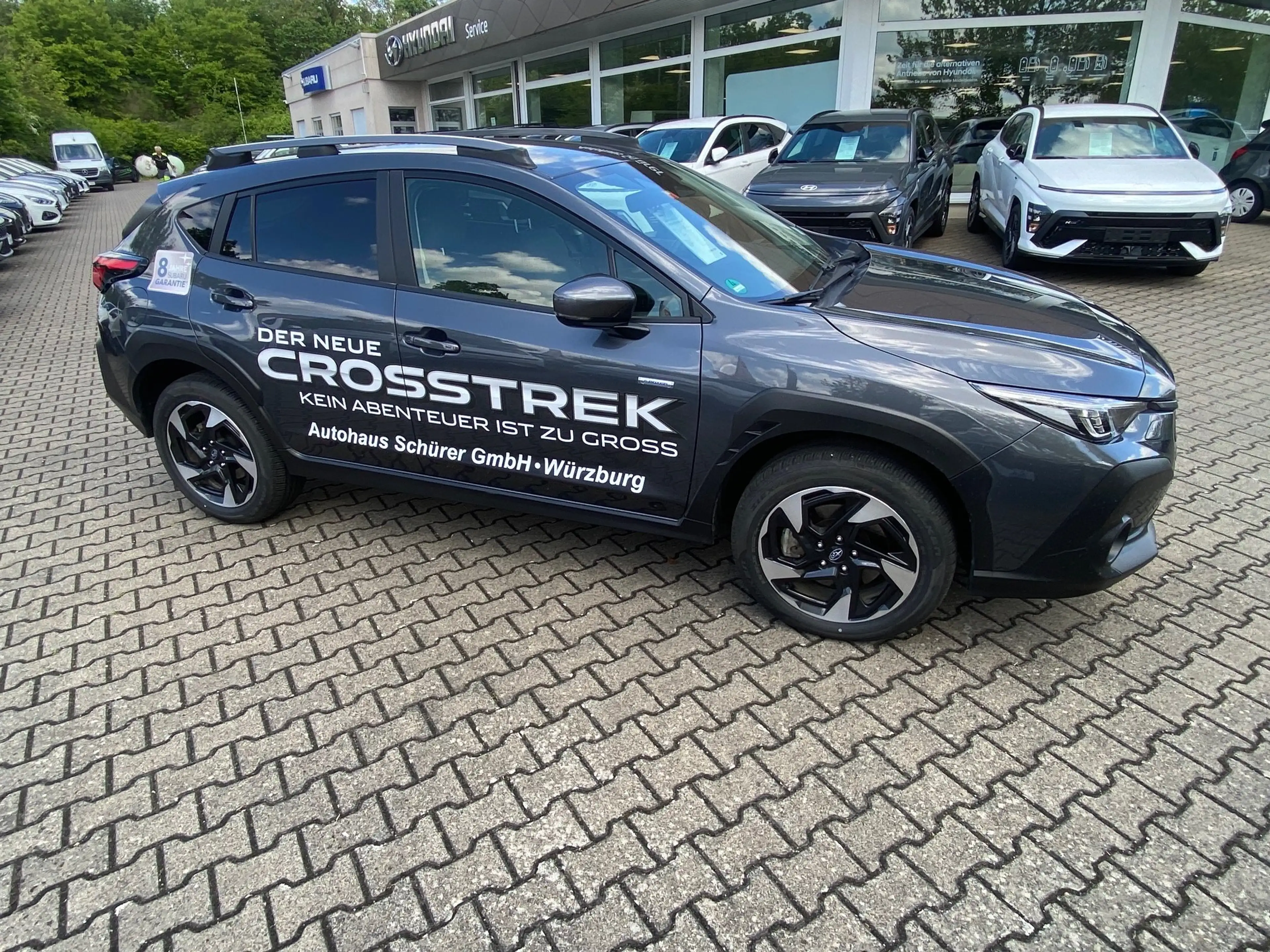 Subaru Crosstrek 2.0 e-Boxer Active Lineartronic — photo 2