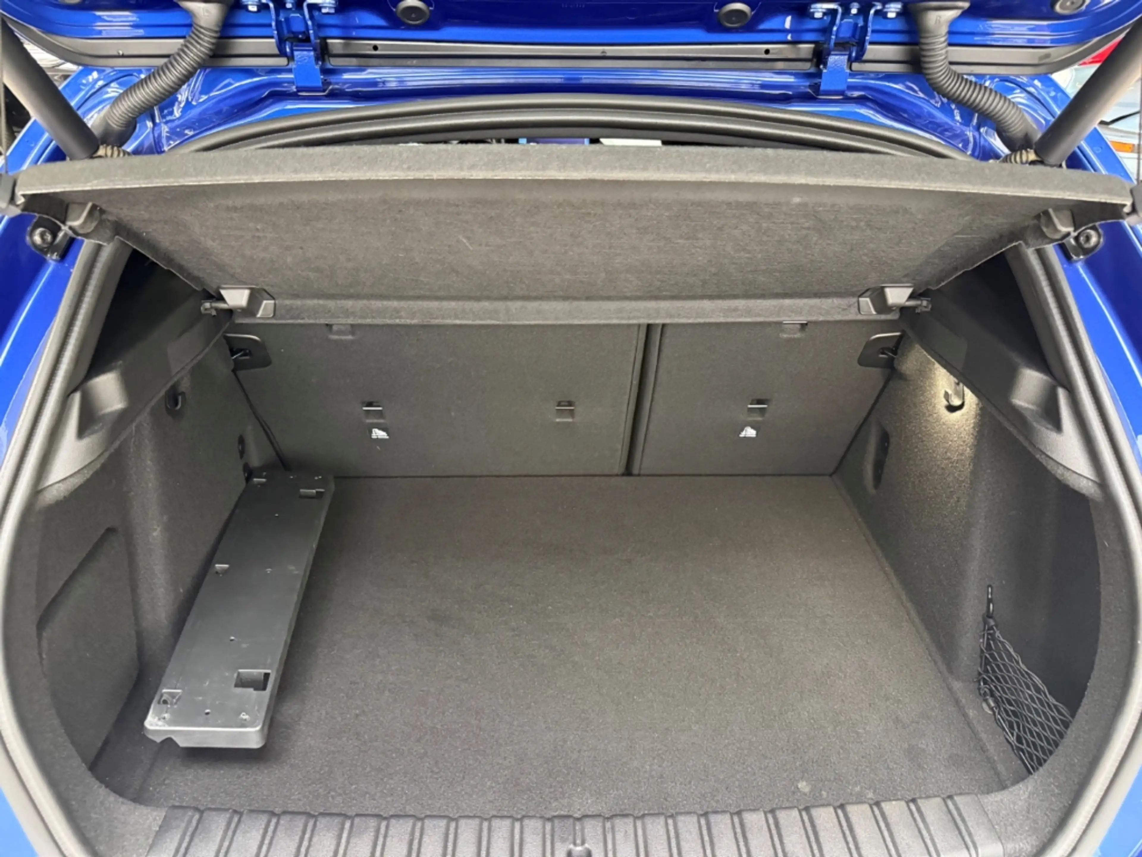 BMW 135 xDrive Park-Assistent+ServicePaket/Garantiepaket — photo 15