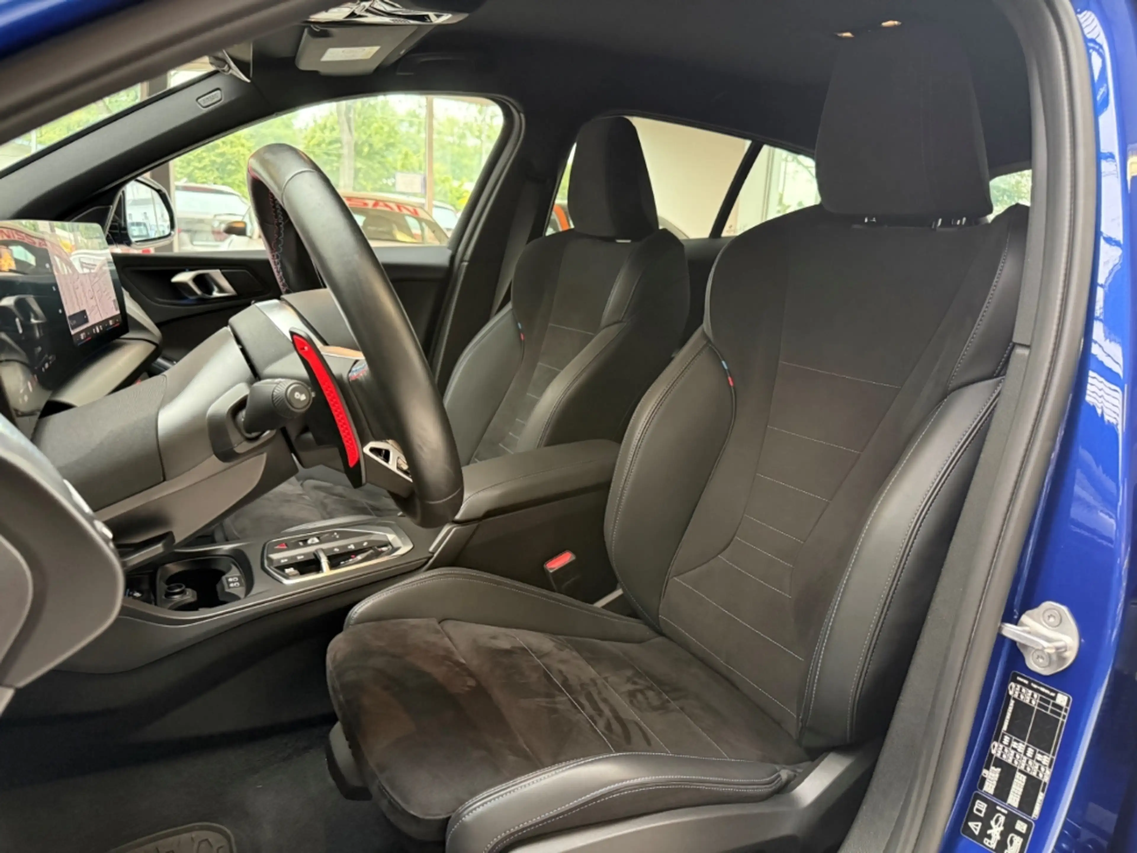 BMW 135 xDrive Park-Assistent+ServicePaket/Garantiepaket — photo 13