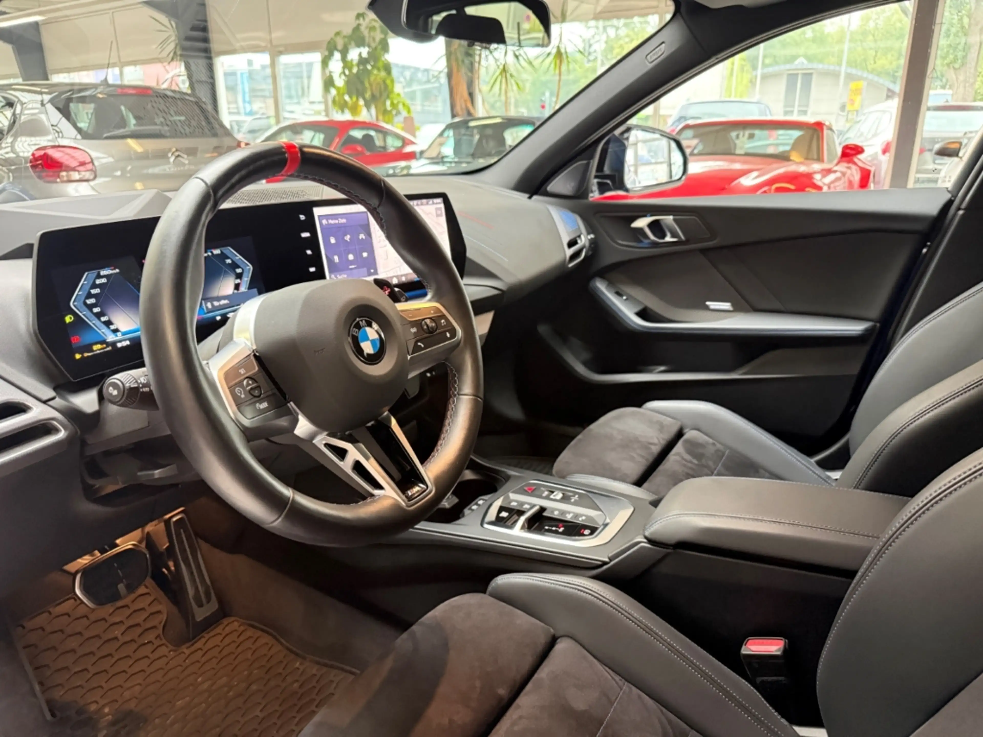 BMW 135 xDrive Park-Assistent+ServicePaket/Garantiepaket — photo 10