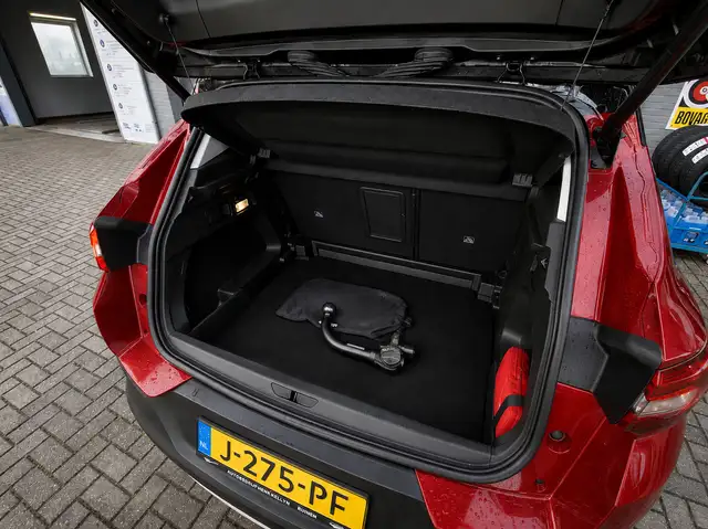 Opel Grandland X view 12