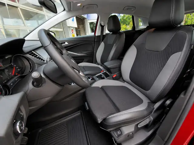 Opel Grandland X view 5