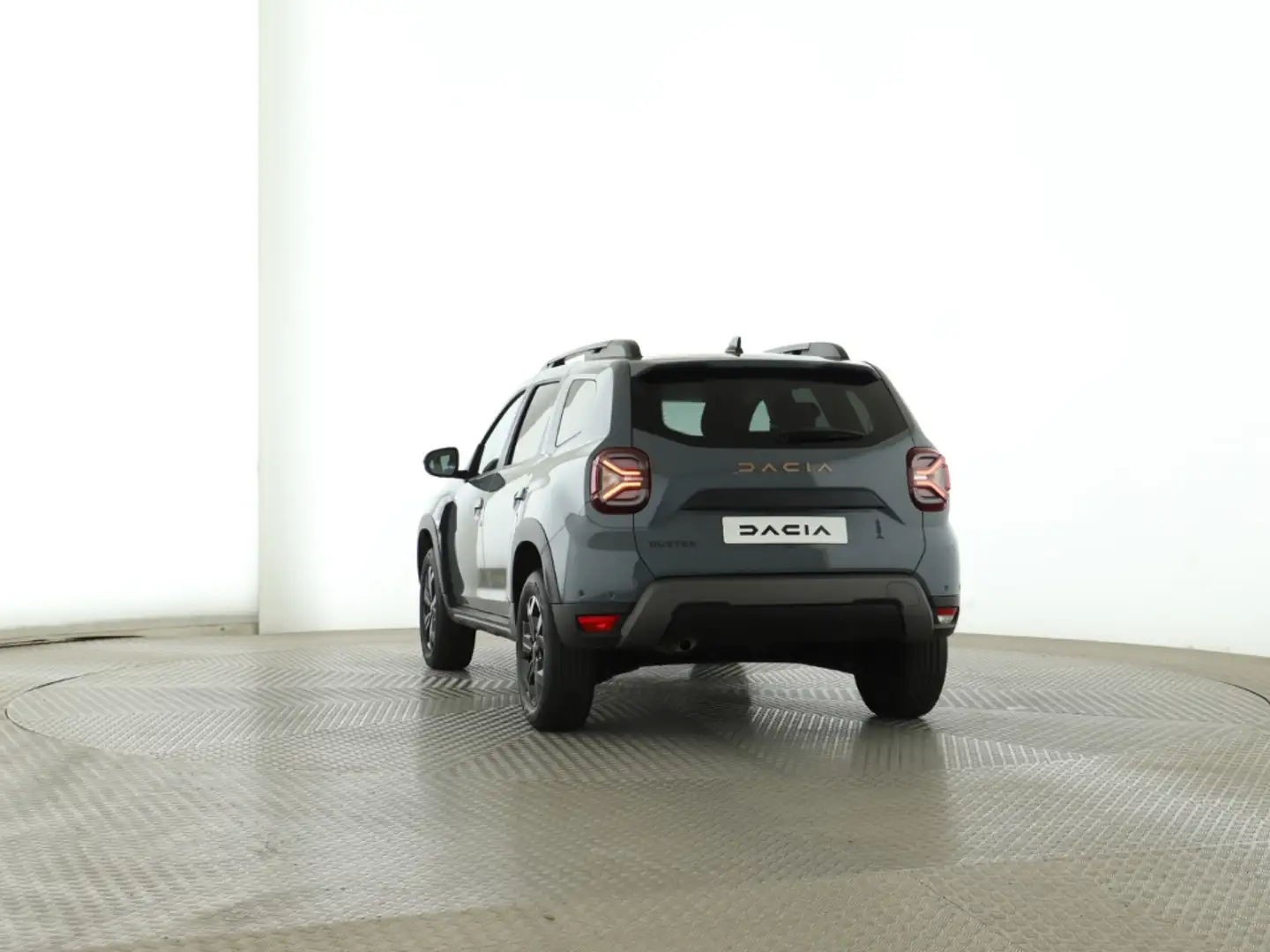 Dacia Duster II Extreme 1.3 TCe 150 EU6d Navi 360 Kamera+Totwin Grau - 2