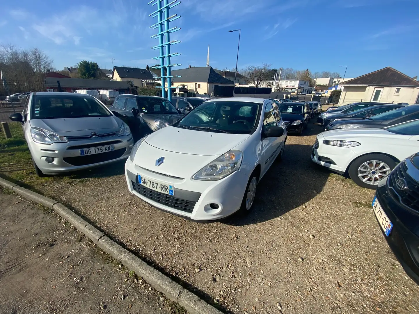 Renault Clio GENERIQUE EURO 5 Blanc - 2