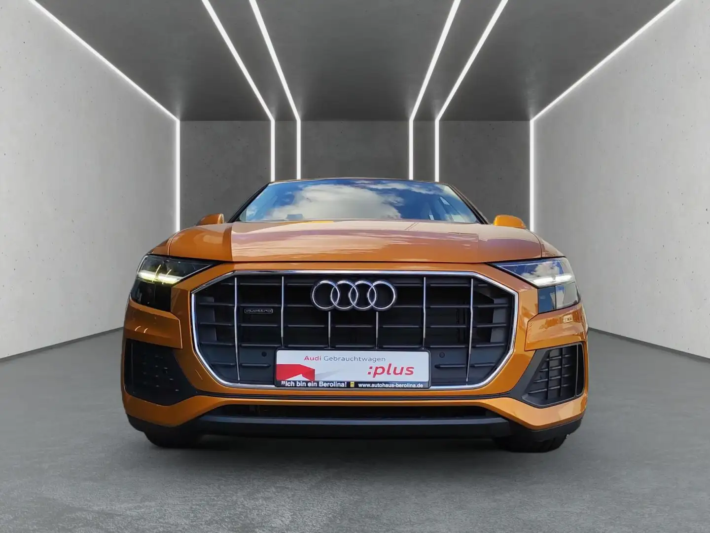 Audi Q8 50 TDI qu. tiptr. *PANO*AHK*R-CAM*LUFT* Orange - 2