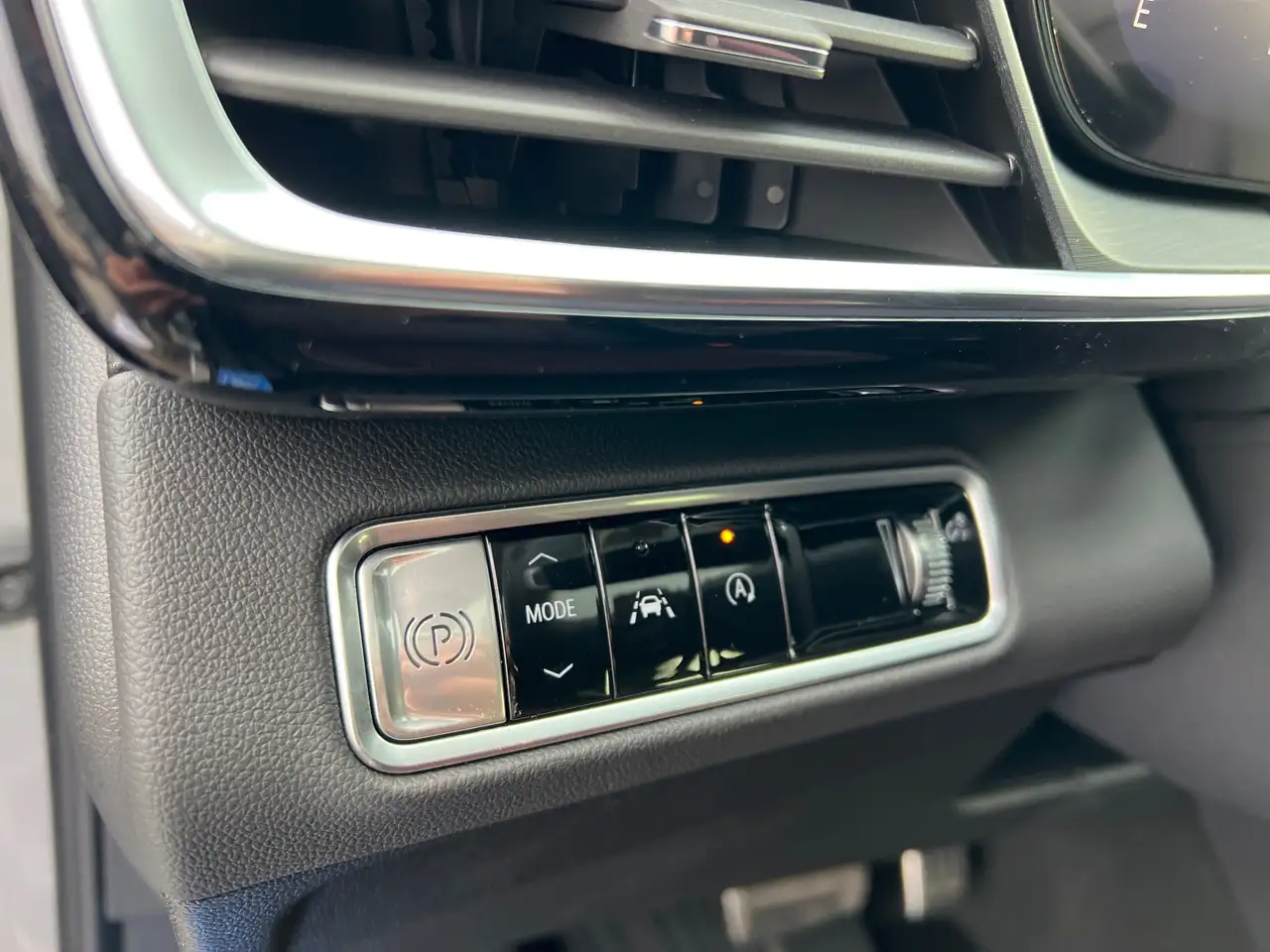 Buick Envision снимка Buick Envision