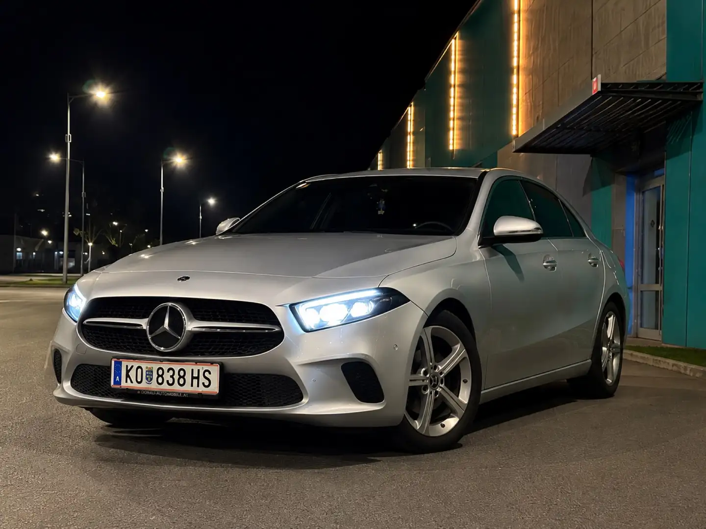 Mercedes-Benz A 200 Limousine Silber - 1