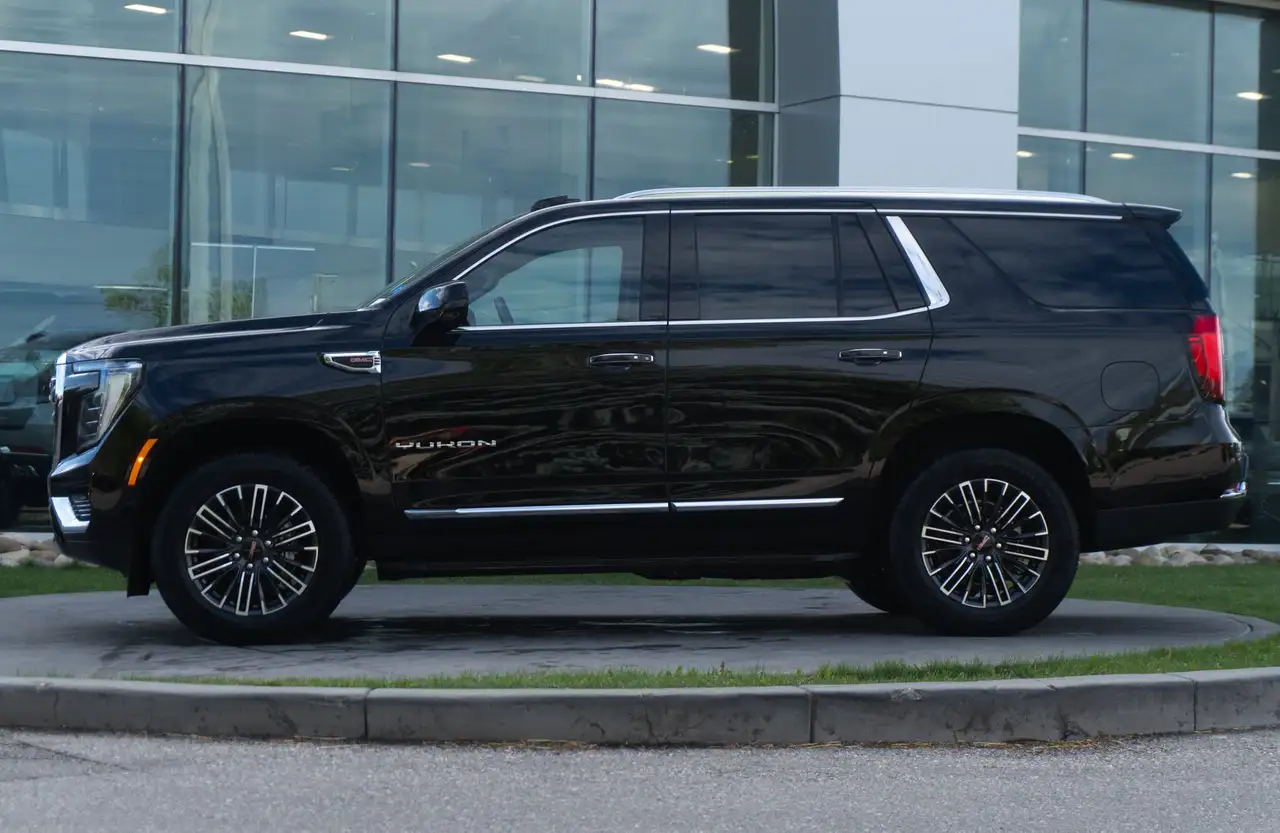 GMC Yukon photo GMC Yukon