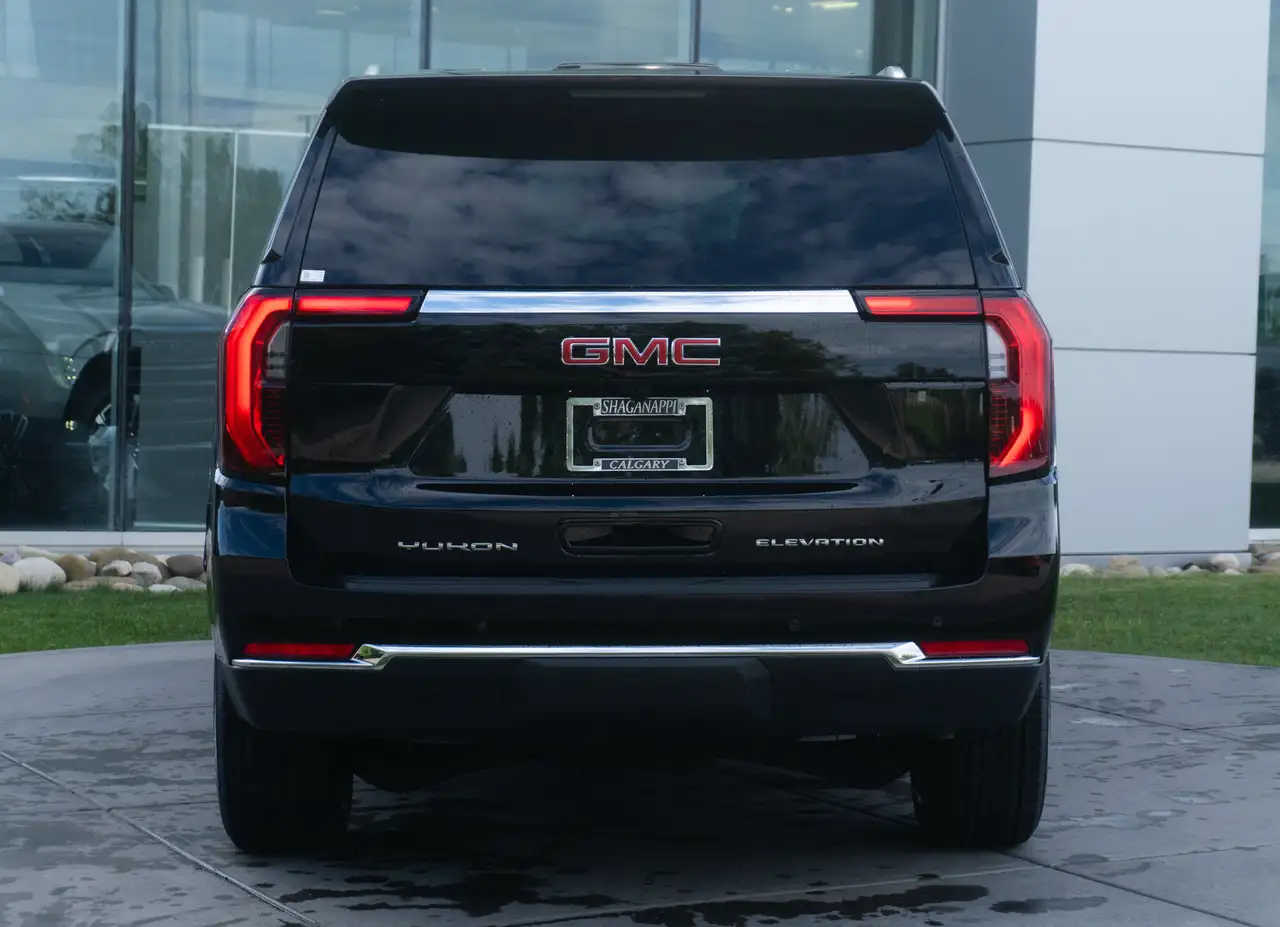 GMC Yukon photo GMC Yukon