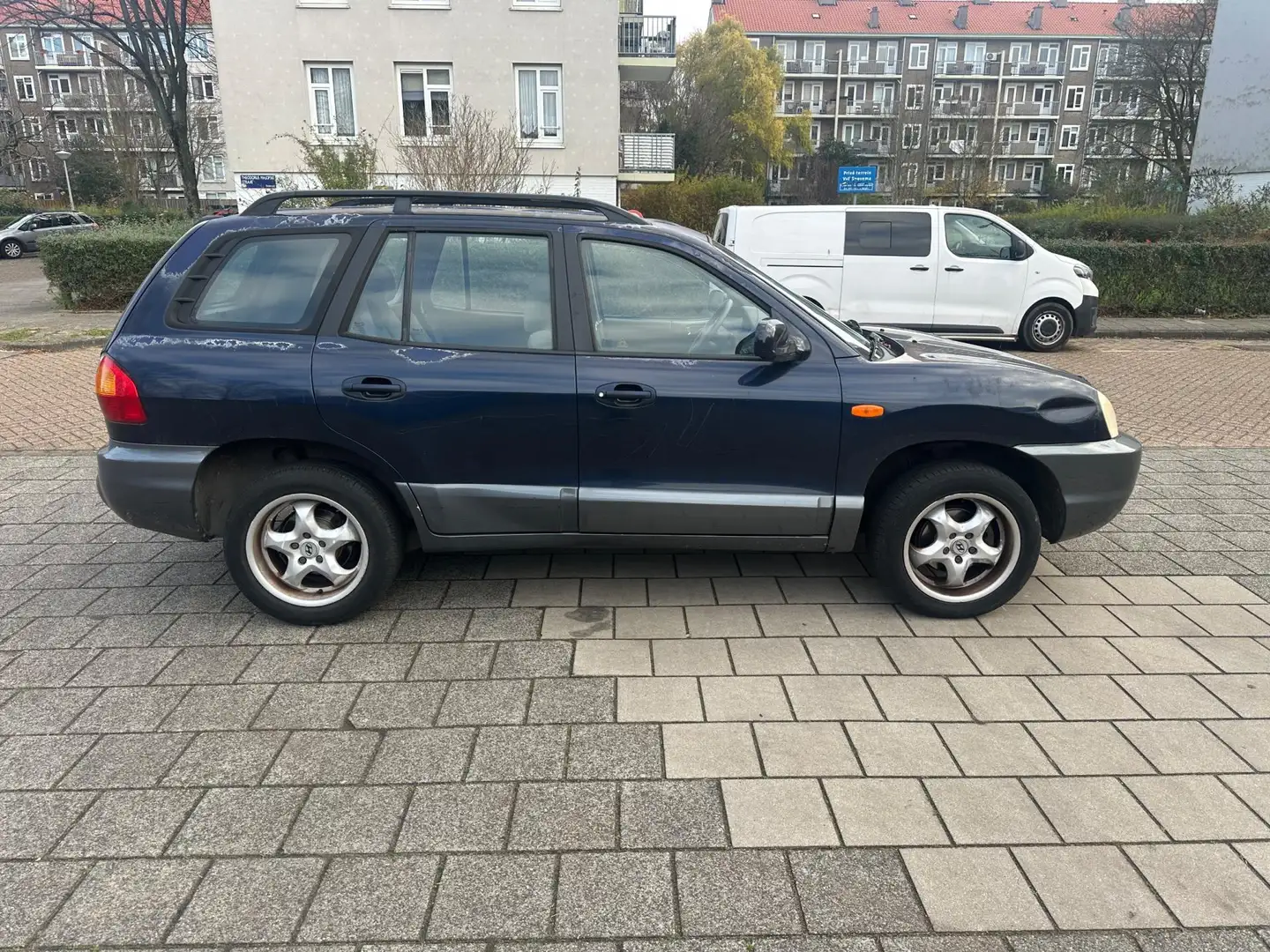 Hyundai SANTA FE 2.0i-16V Motion Airco Cruise Nw APK Blau - 2