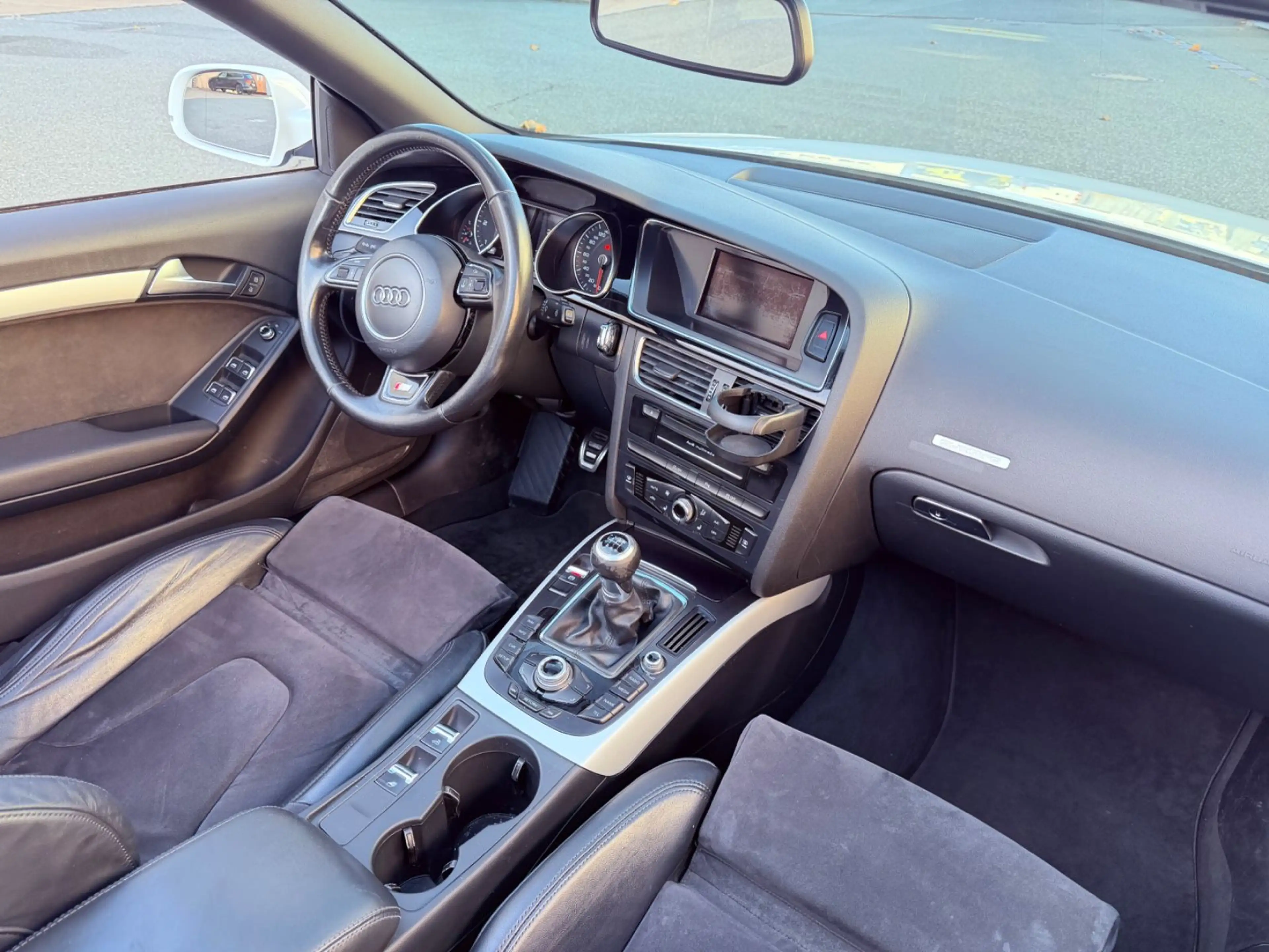 Audi A5 Cabriolet 2.0 TDI  quattro 3x S-line 19" — photo 18