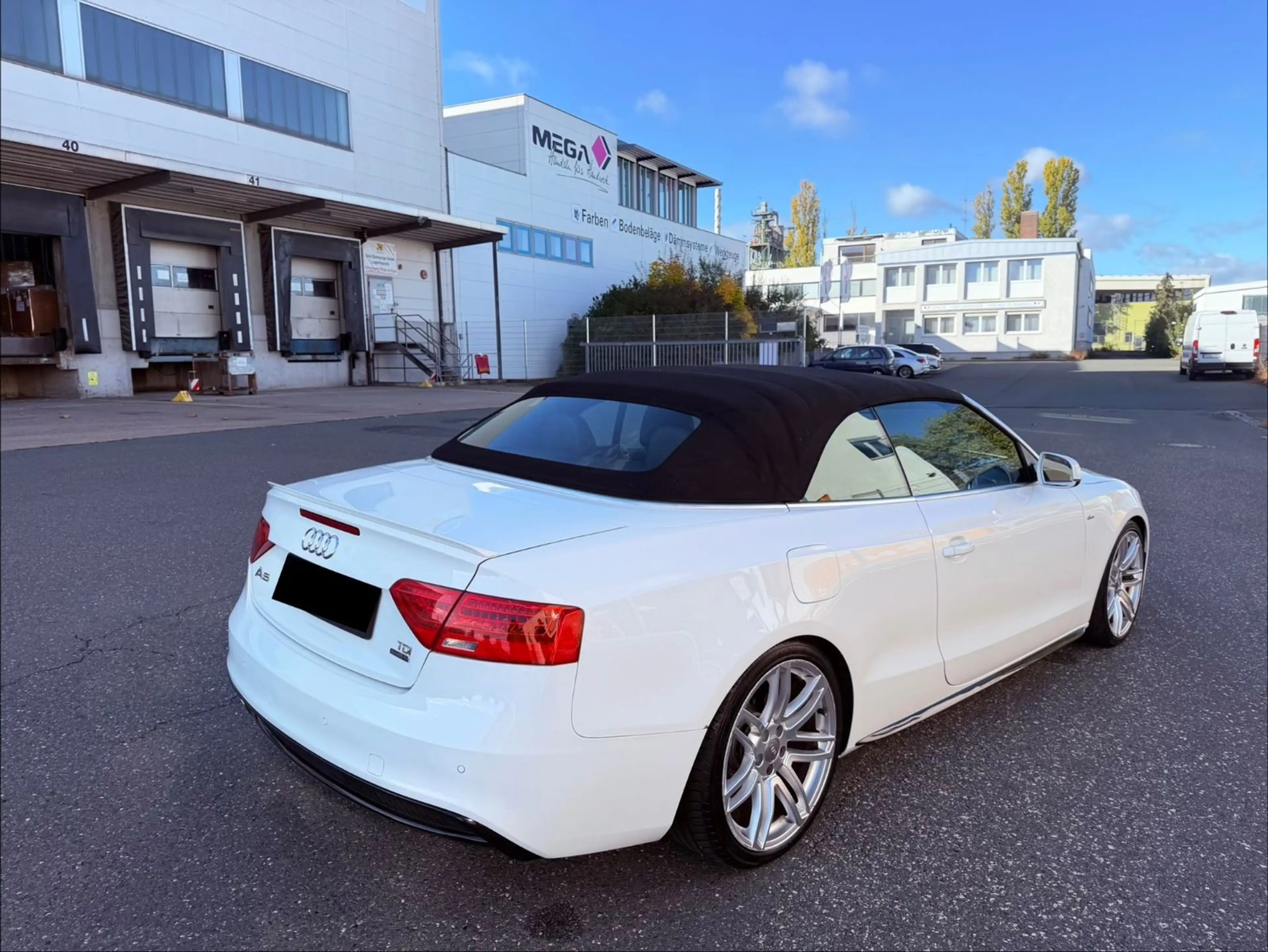 Audi A5 Cabriolet 2.0 TDI  quattro 3x S-line 19" — photo 13