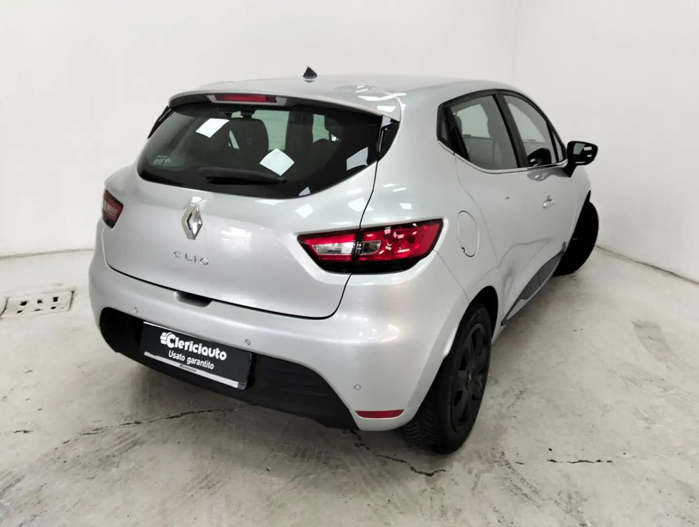 Renault Clio 1.2 75CV 5 porte Zen Argento - 2