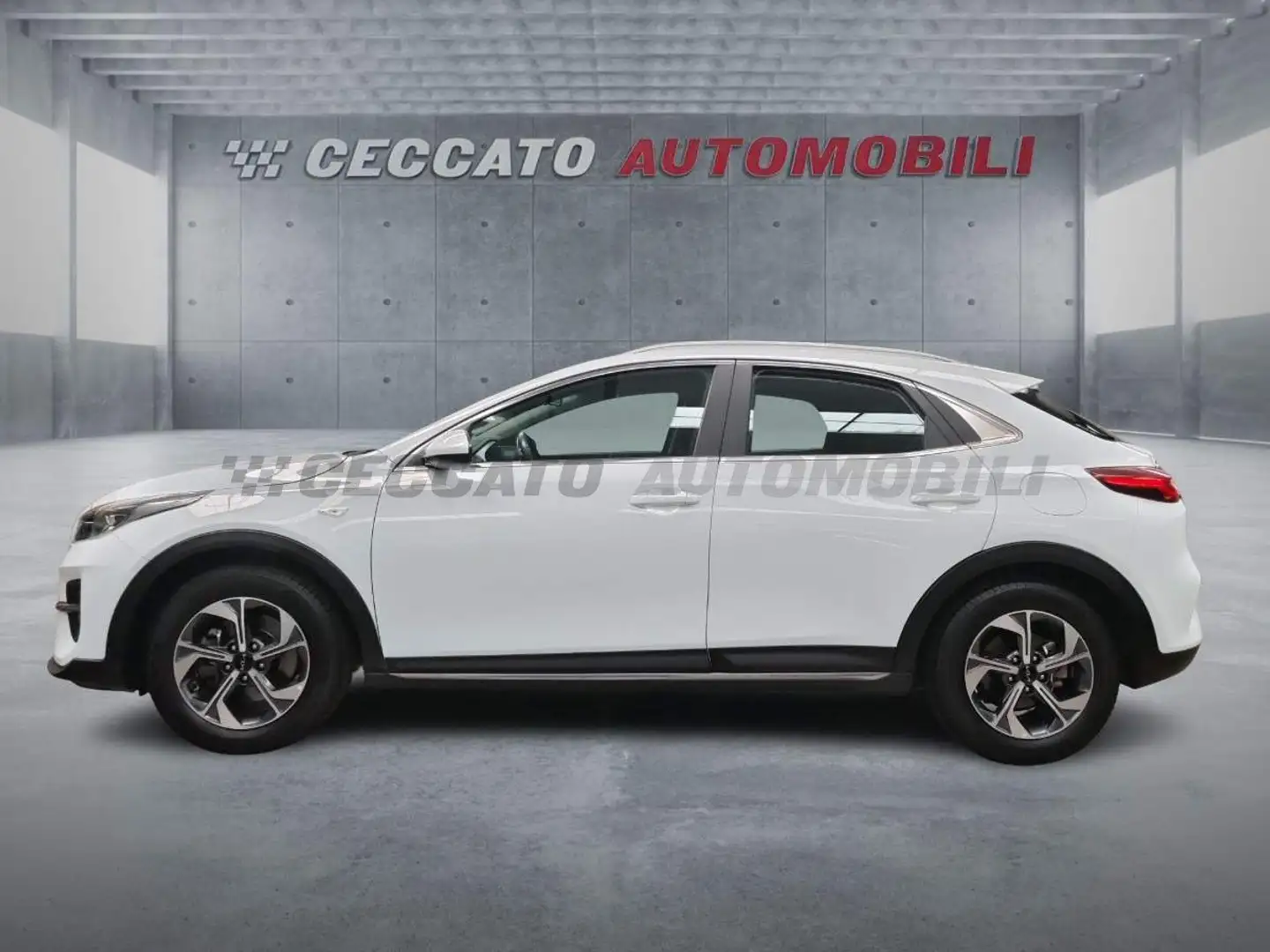 Kia XCeed XCeed 1.0 t-gdi Urban Gpl 117cv Bianco - 2