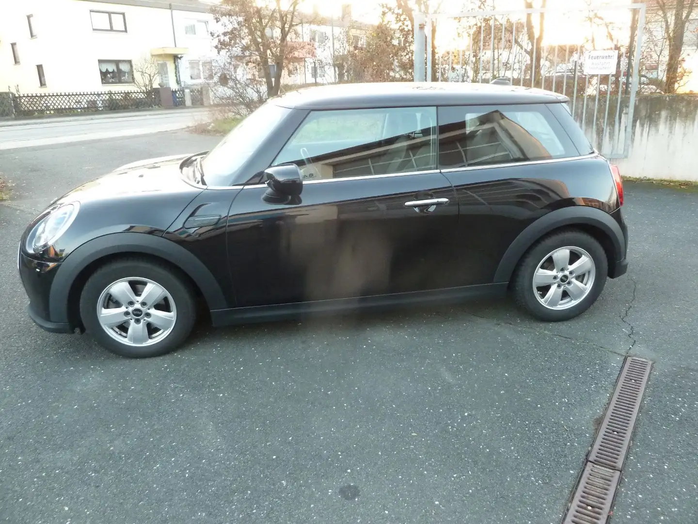 MINI One Mini 3-trg. One Essential Trim Fekete - 2