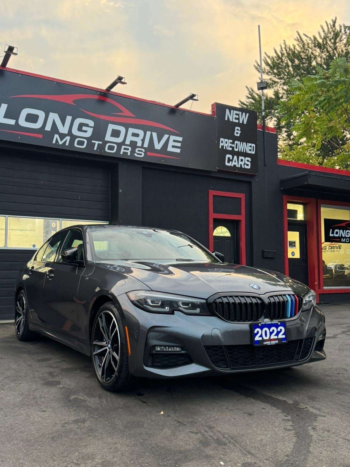 2022 BMW 3 Series 330i xDrive M SPORT package — снимка 1