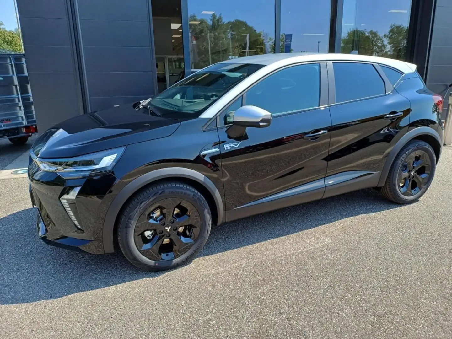 Mitsubishi ASX 1,8 HEV Invite Black Edition AT 26,5 Schwarz - 1