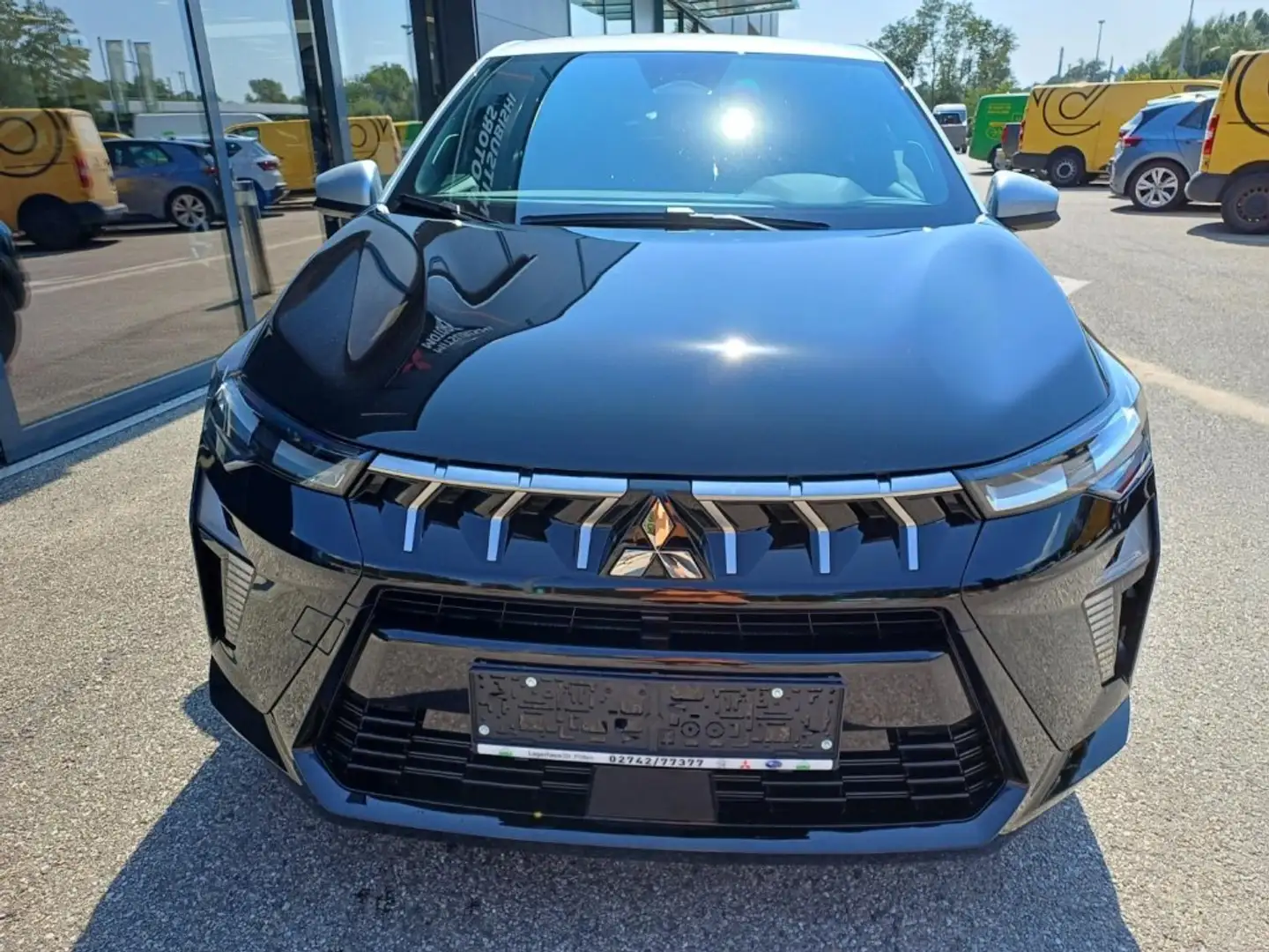 Mitsubishi ASX 1,8 HEV Invite Black Edition AT 26,5 Schwarz - 2