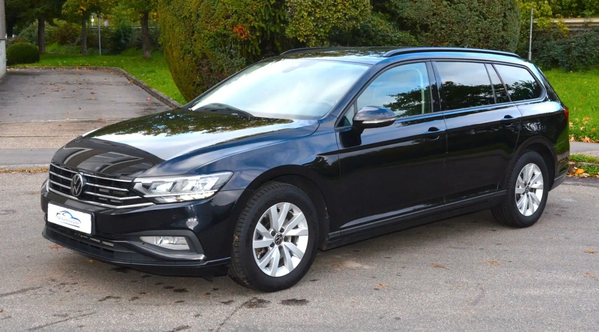 Volkswagen Passat Variant TDI DSG Schwarz - 2