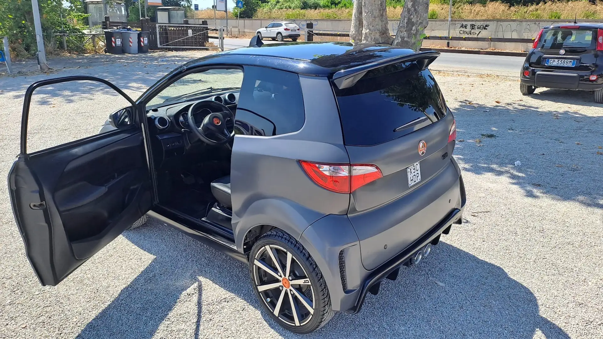 Aixam GTO GTO Серый - 2