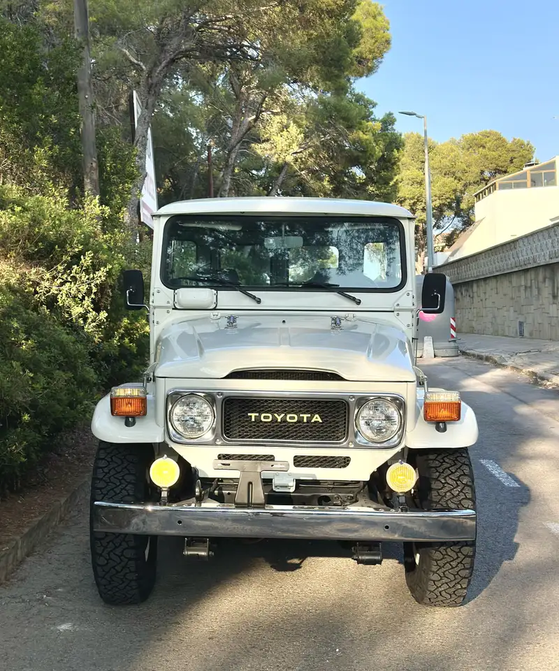 Toyota LAND CRUISER FJ40 1984 — ÚLTIMO AÑO DE PRODUCCIÓN — EJEMPLAR DE PRESERVACIÓN, foto 6