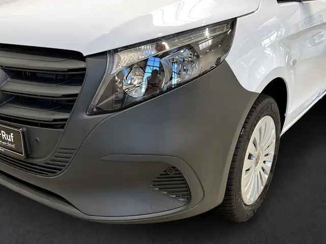 Mercedes-Benz Vito view 15
