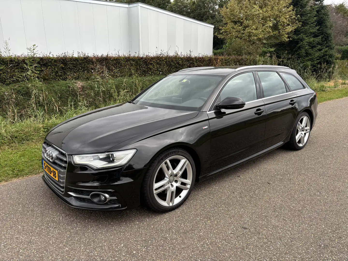 Audi A6 Avant 2.0 TFSI Sport Edition / AUTOMAAT / S-LINE / Bruin - 2