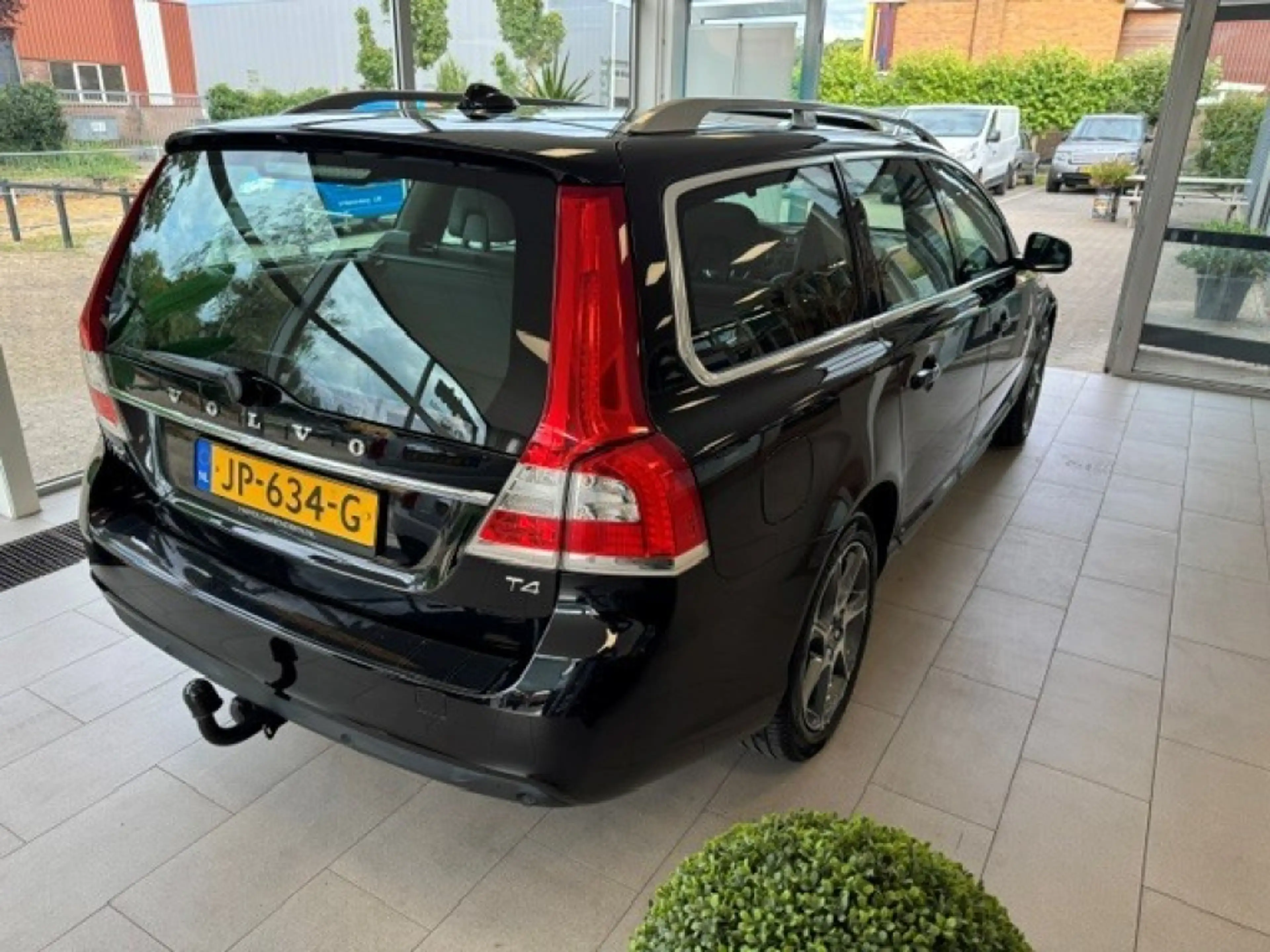 Volvo V70 2.0 T4 Polar+ Eerste eigenaar — photo 5