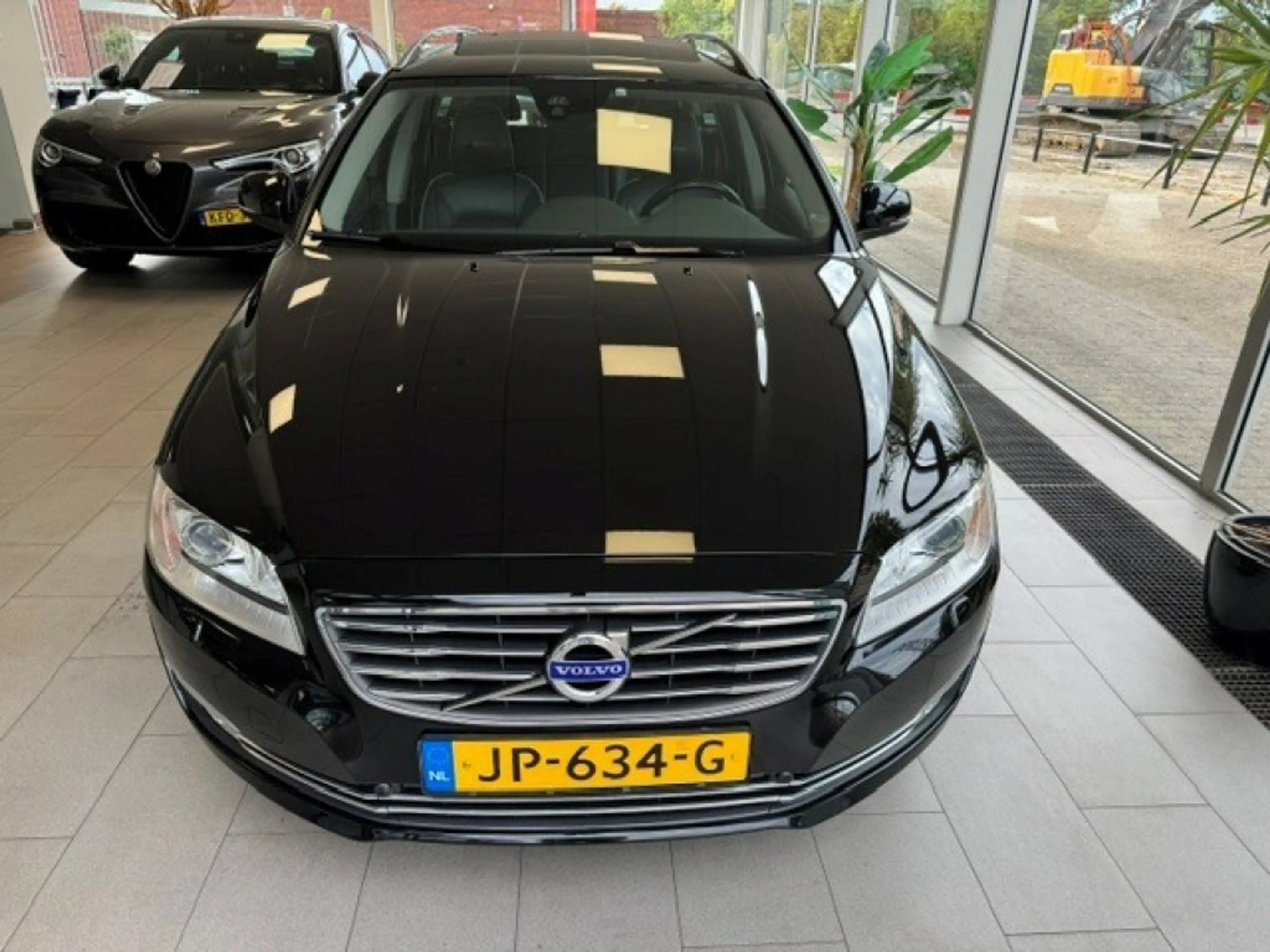 Volvo V70 2.0 T4 Polar+ Eerste eigenaar — photo 8