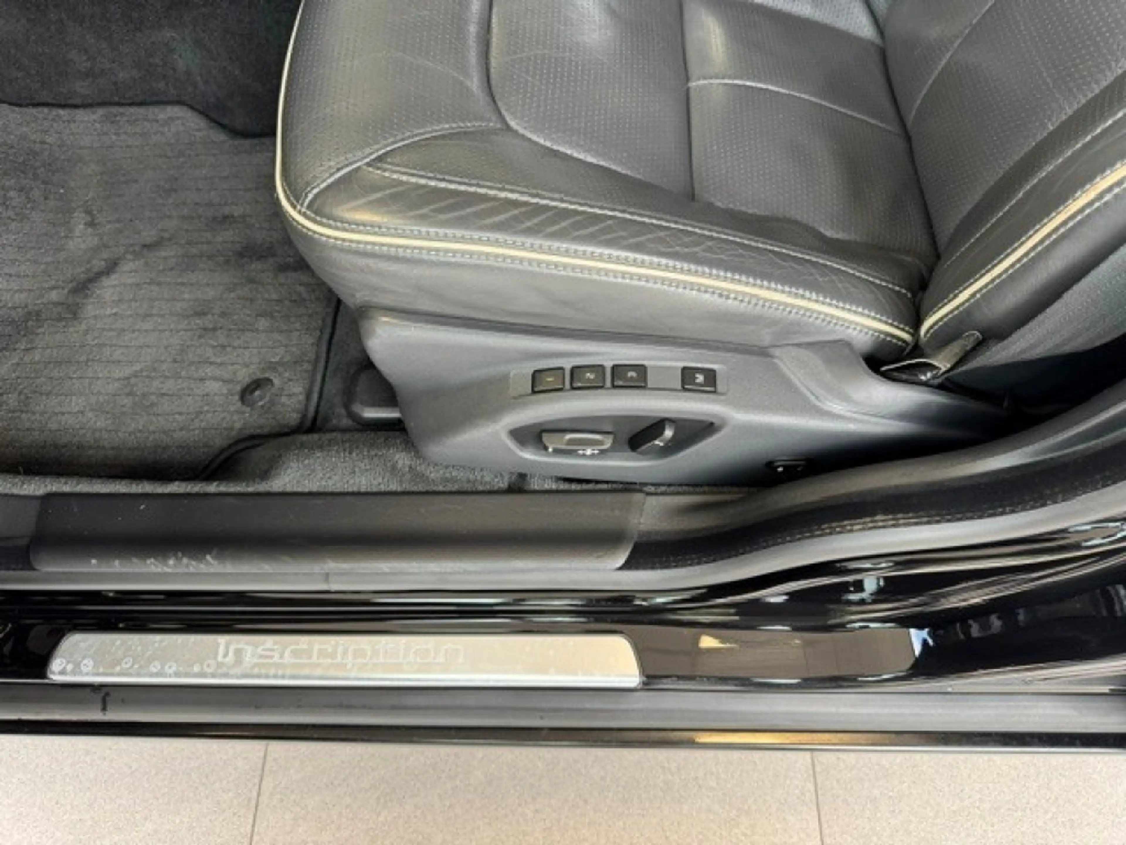 Volvo V70 2.0 T4 Polar+ Eerste eigenaar — photo 21