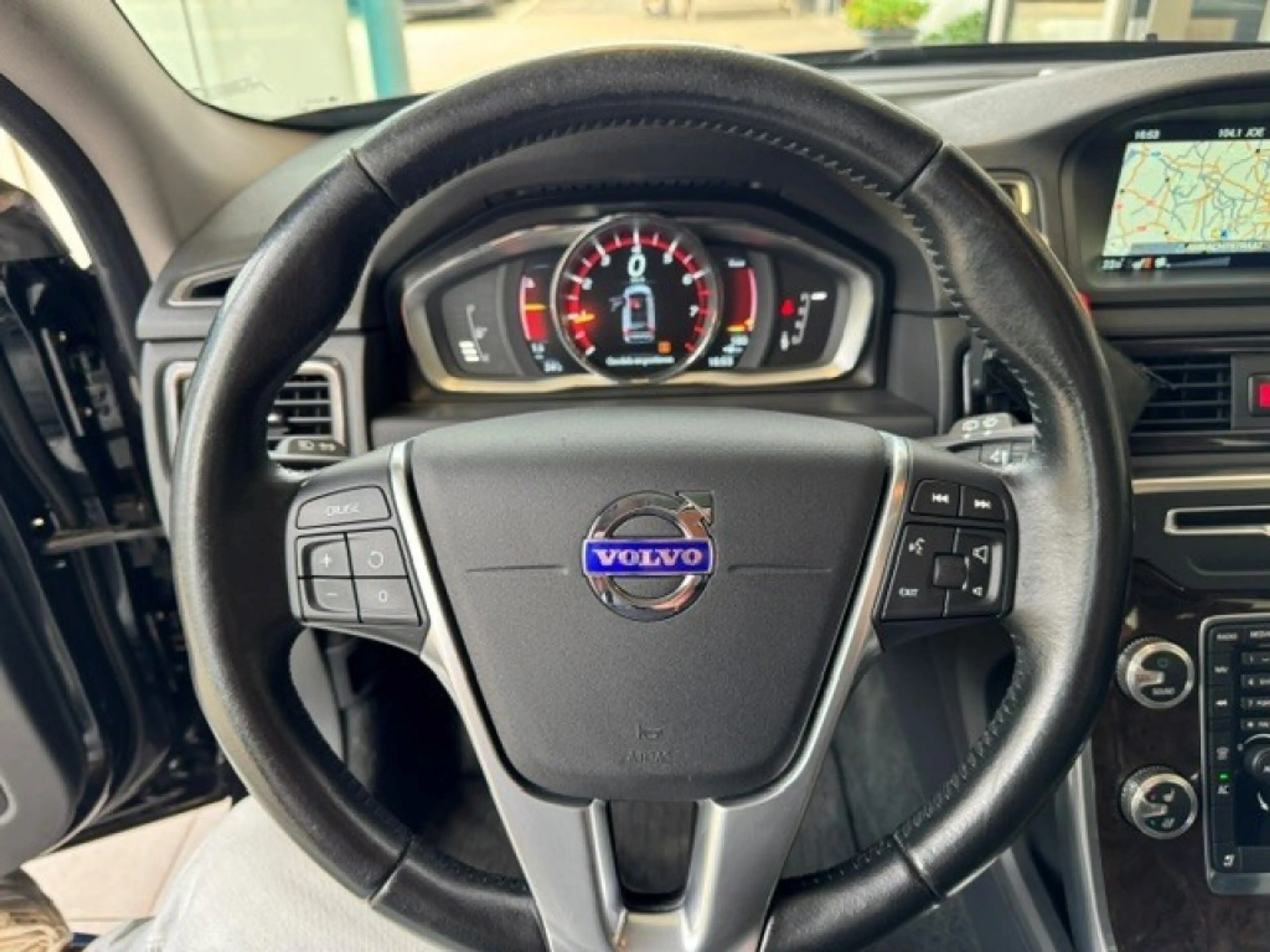 Volvo V70 2.0 T4 Polar+ Eerste eigenaar — photo 24