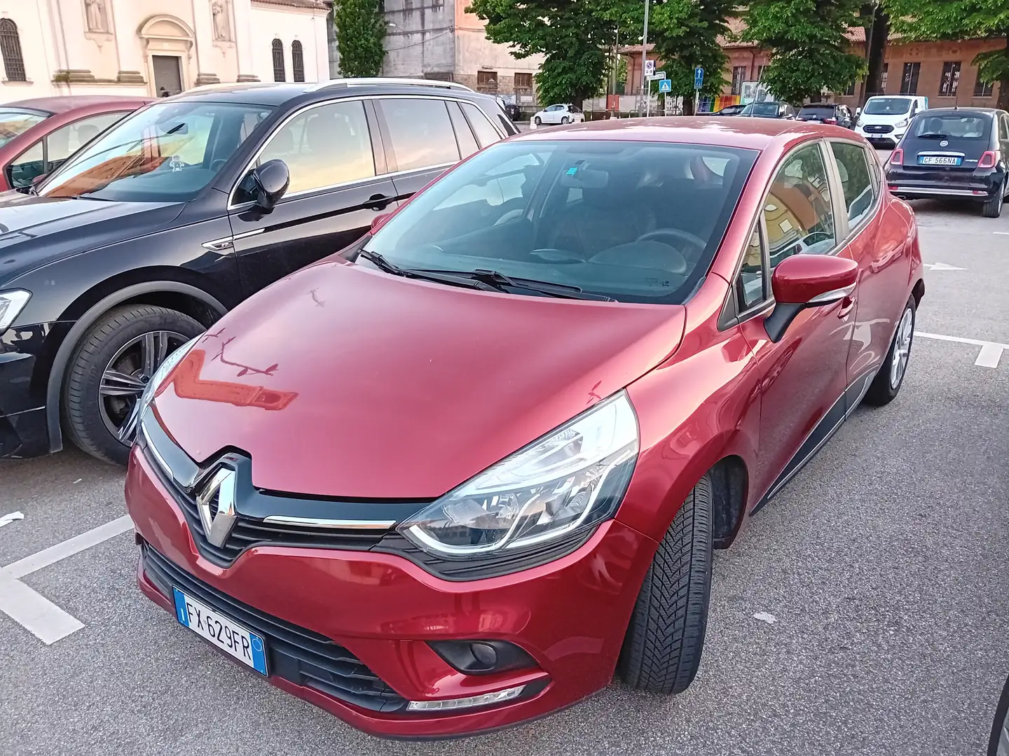 Renault Clio Clio IV 2017 1.5 dci Moschino Life 90cv Rouge - 1