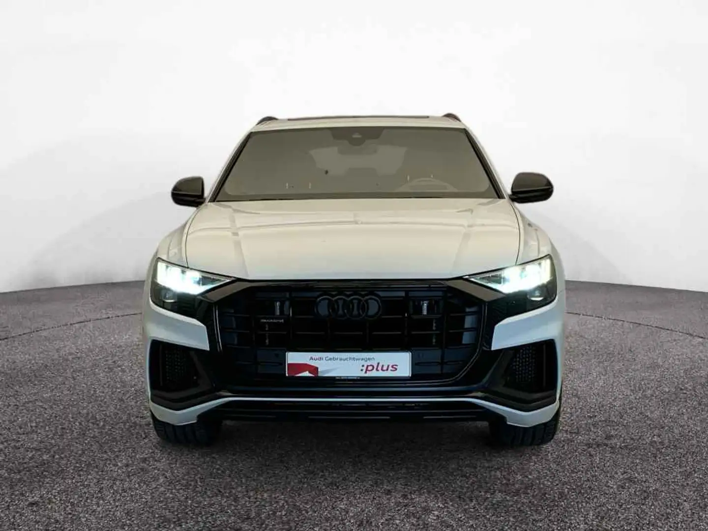 Audi Q8 55 TFSI e qua 2x S line *PANO*MATRIX*AHK*NAV* Weiß - 2