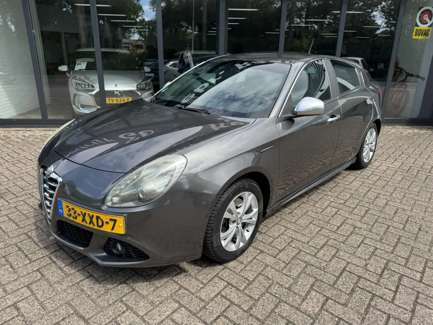 Alfa Romeo Giulietta 1.4 T Distinctive*Leder*ECC*EXPORT/EX.BPM* Grijs - 2