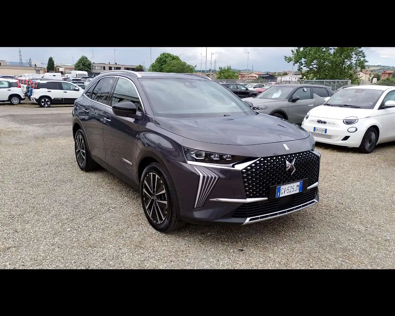 DS Automobiles DS 7 Crossback 7 ANTOINE DE SAINT EXUPERY BLUEHDI 130 CV AUTOM Šedá - 2