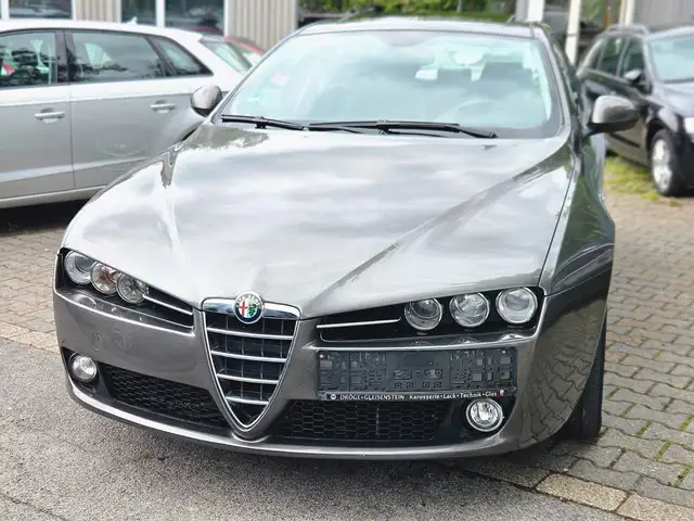 Alfa Romeo 159 2.4 JTDM 20V Progression Q-Tronic Tüv Neu