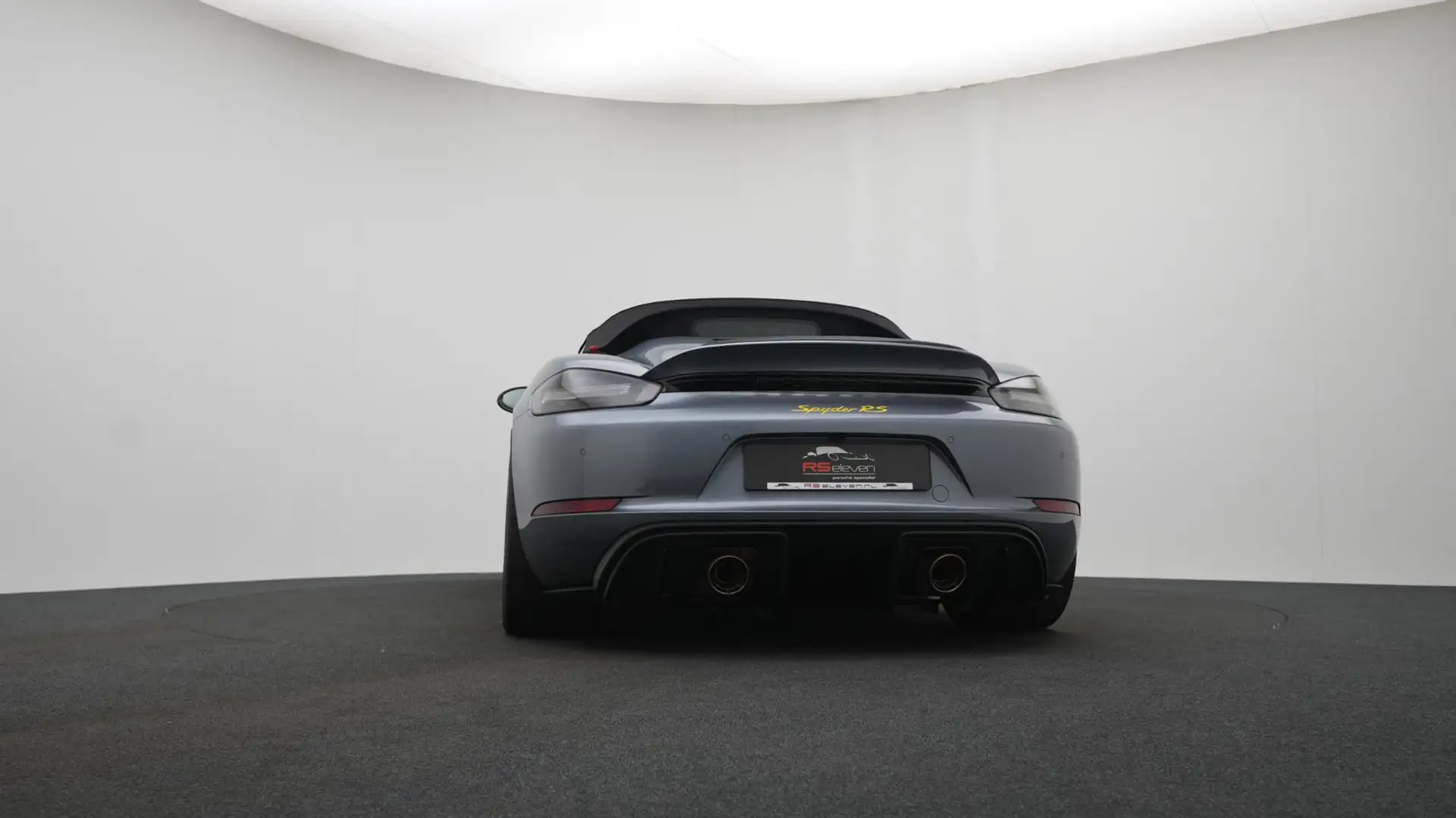 포르쉐 718 Spyder RS PDK 2023 건메탈 사진 4