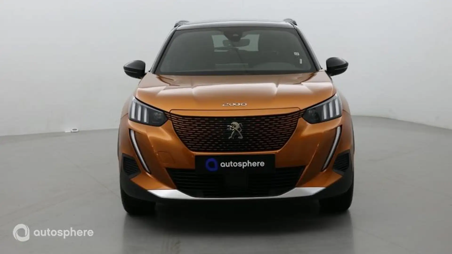 Peugeot 2008 e-2008 136ch GT - 2