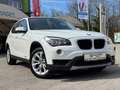 BMW X1 18 d xDrive Weiß - thumbnail 1