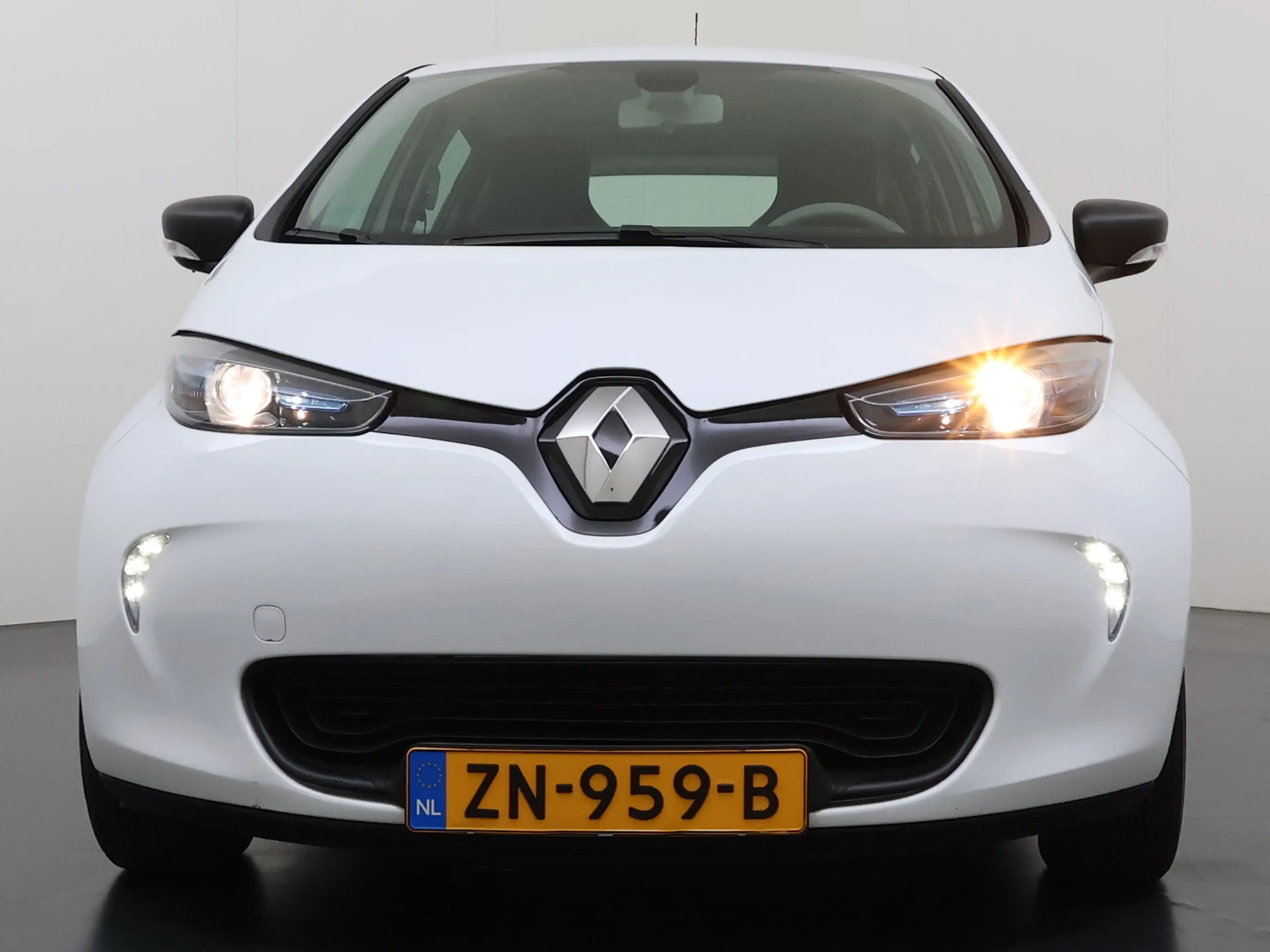 Renault ZOE R90 Life 41kWh Eigen Accu SOH 91% Apple Carplay An — photo 36
