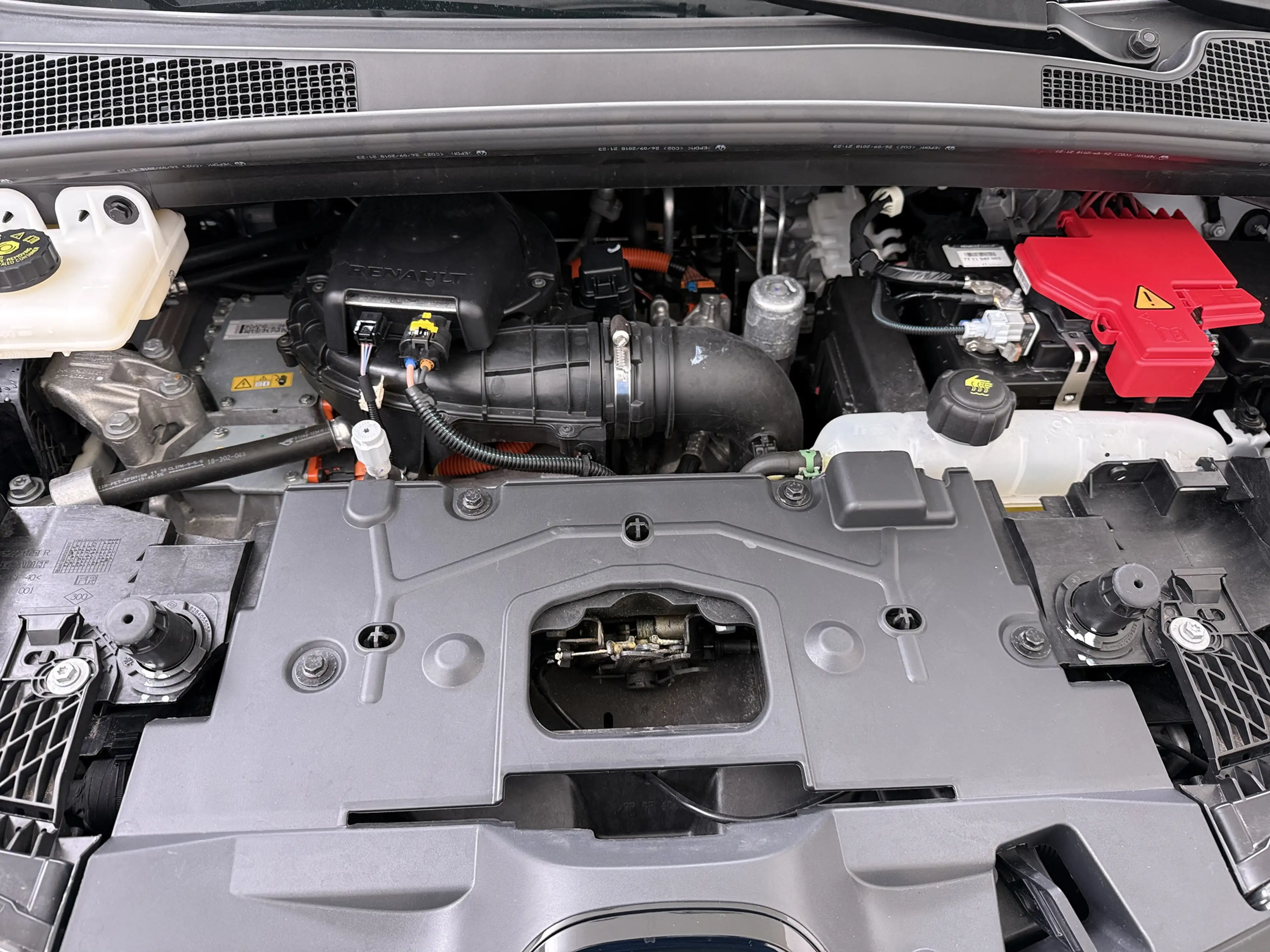 Renault ZOE R90 Life 41kWh Eigen Accu SOH 91% Apple Carplay An — photo 38