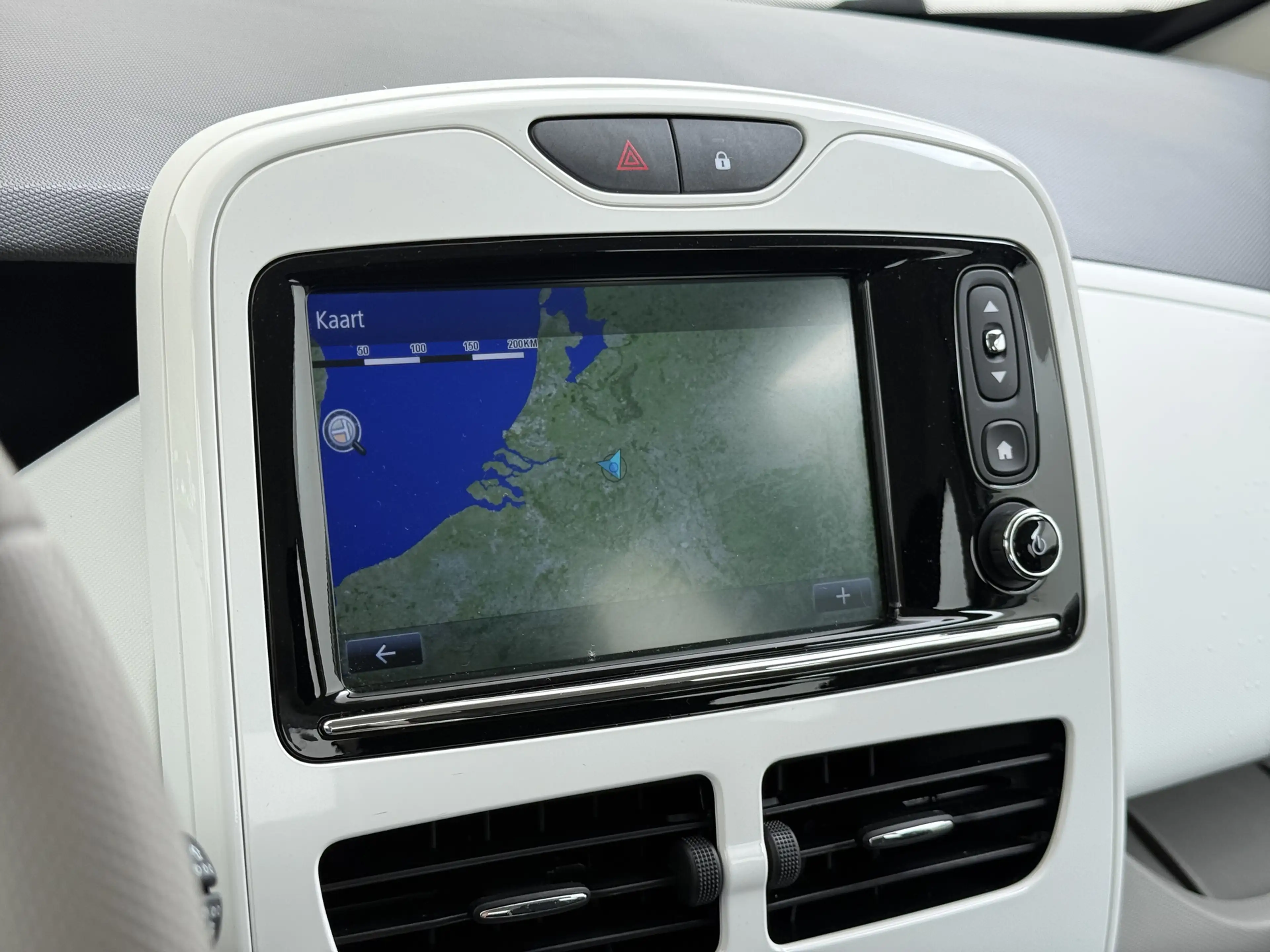 Renault ZOE R90 Life 41kWh Eigen Accu SOH 91% Apple Carplay An — photo 13