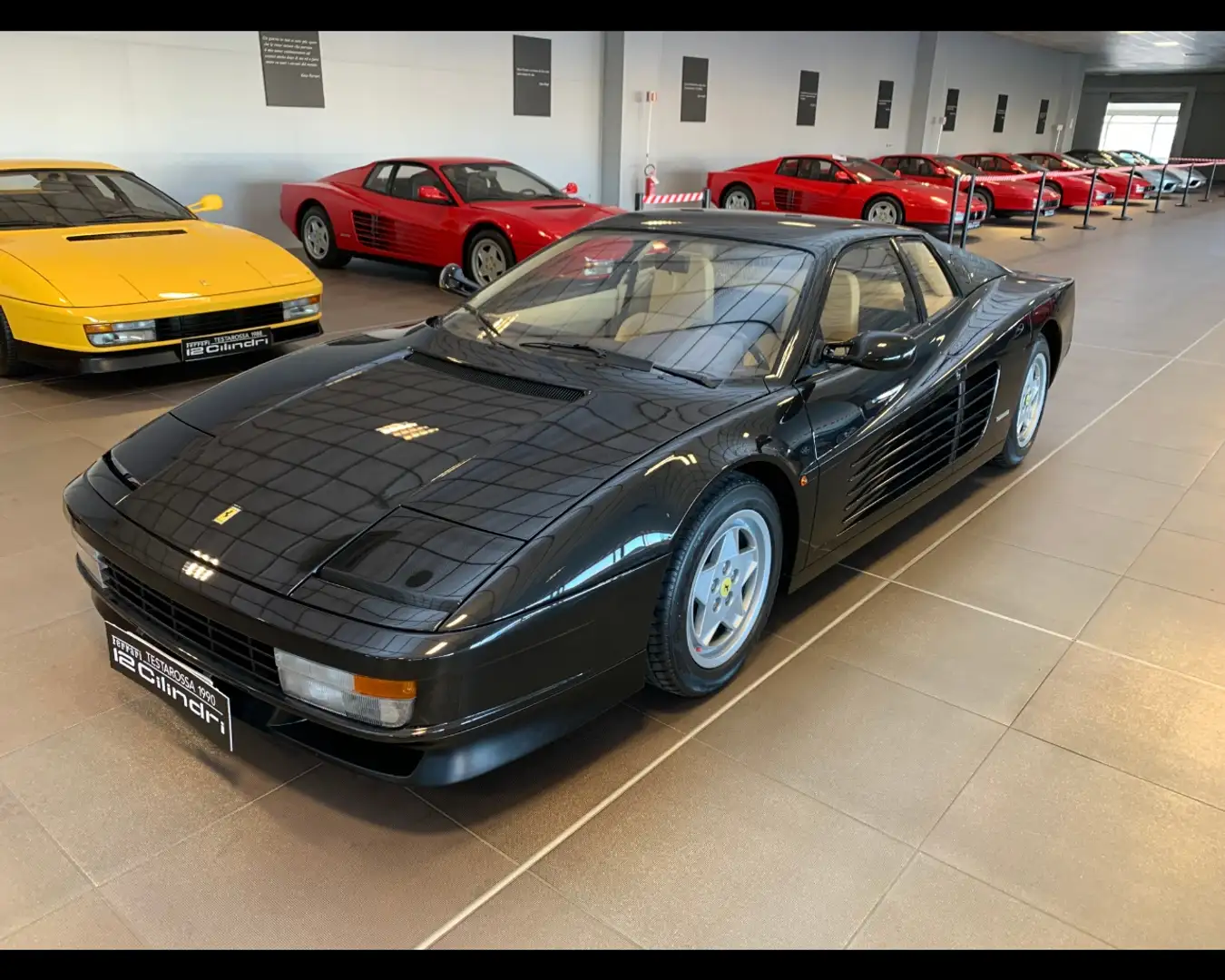 Ferrari Testarossa 5.0 Zwart - 1