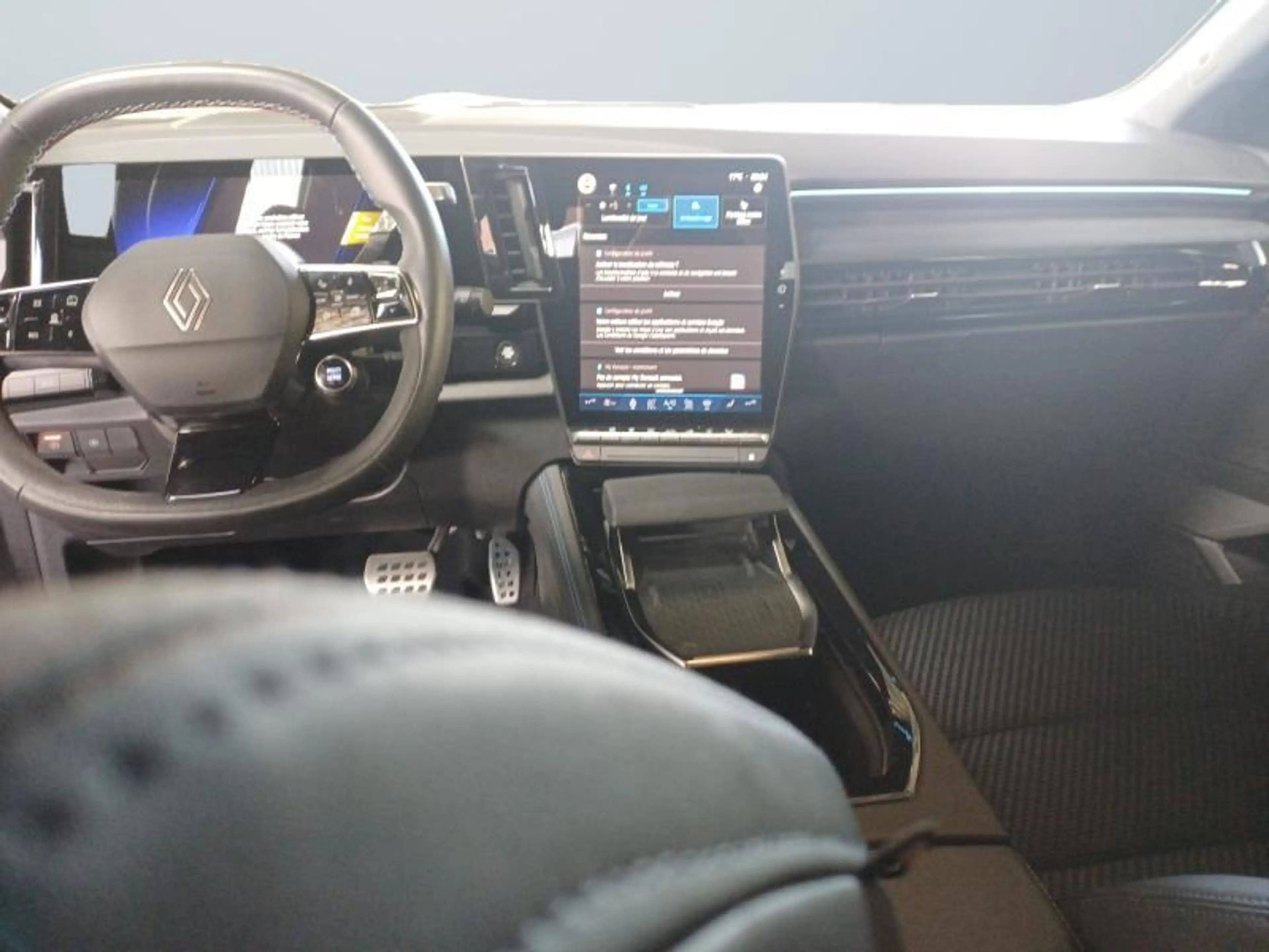 Renault Austral 1.2 E-Tech Esprit Alpine 200 Hp — photo 15